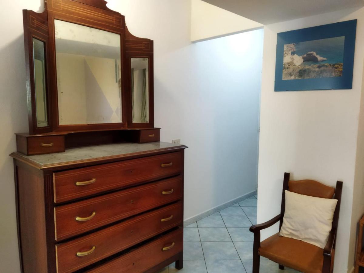 הוילה פונזה Casa Carina מראה חיצוני תמונה